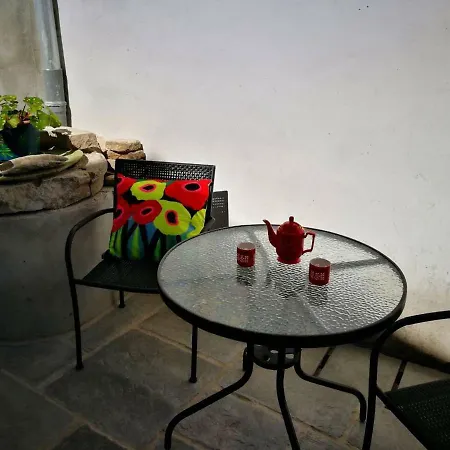 Cres Studio Till Apartment Apartment Cres