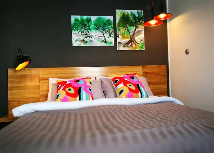 Cres Studio Till Apartment ツレス