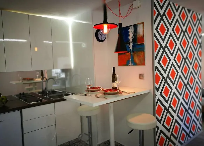 Cres Studio Till Apartment ツレス