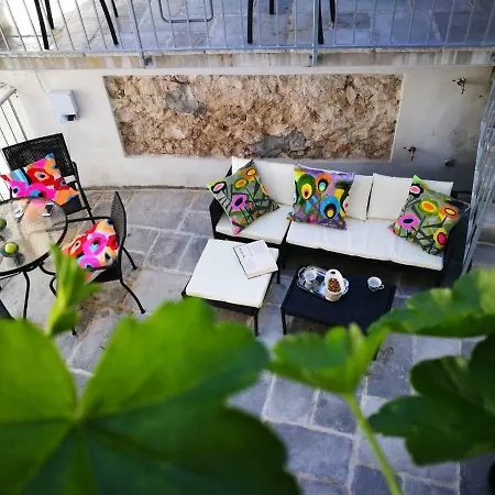 Cres Studio Till Apartment Apartmán